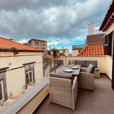 Living Funchal Apartments Bagian luar foto