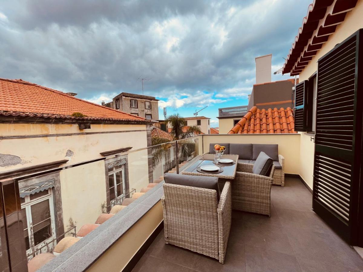 Living Funchal Apartments Bagian luar foto