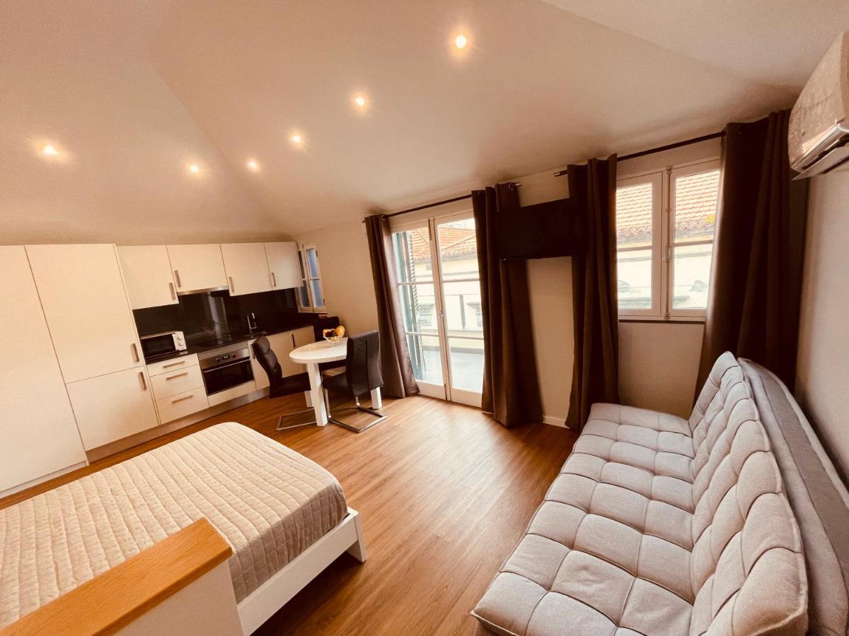 Living Funchal Apartments Bagian luar foto